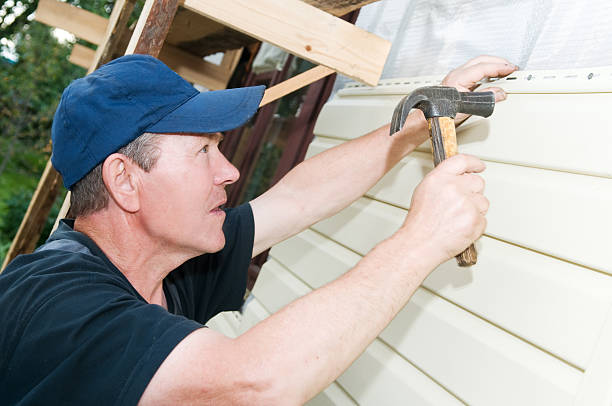 How To Choose The Right Materials for Your Siding Installation in 'Necedah, WI